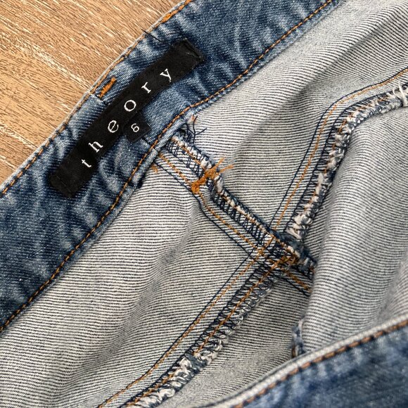 Theory Size 6 Boot-Cut Pocketless Jeans - Picture 5 of 9
